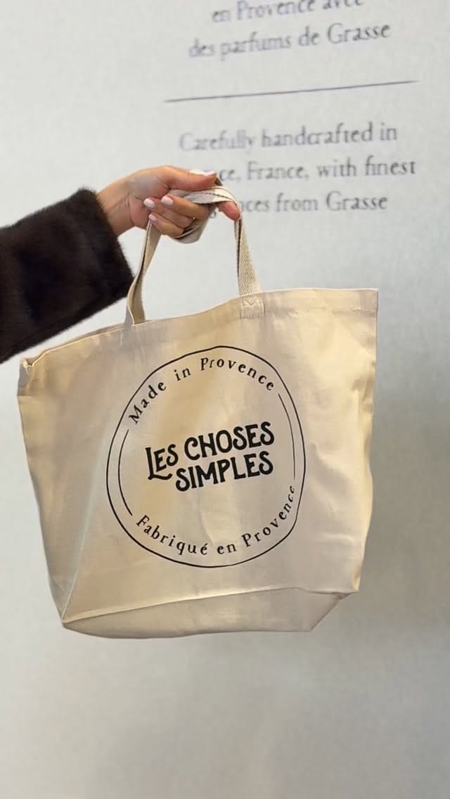 Post 3 by Les Choses Simples on Instagram (video)