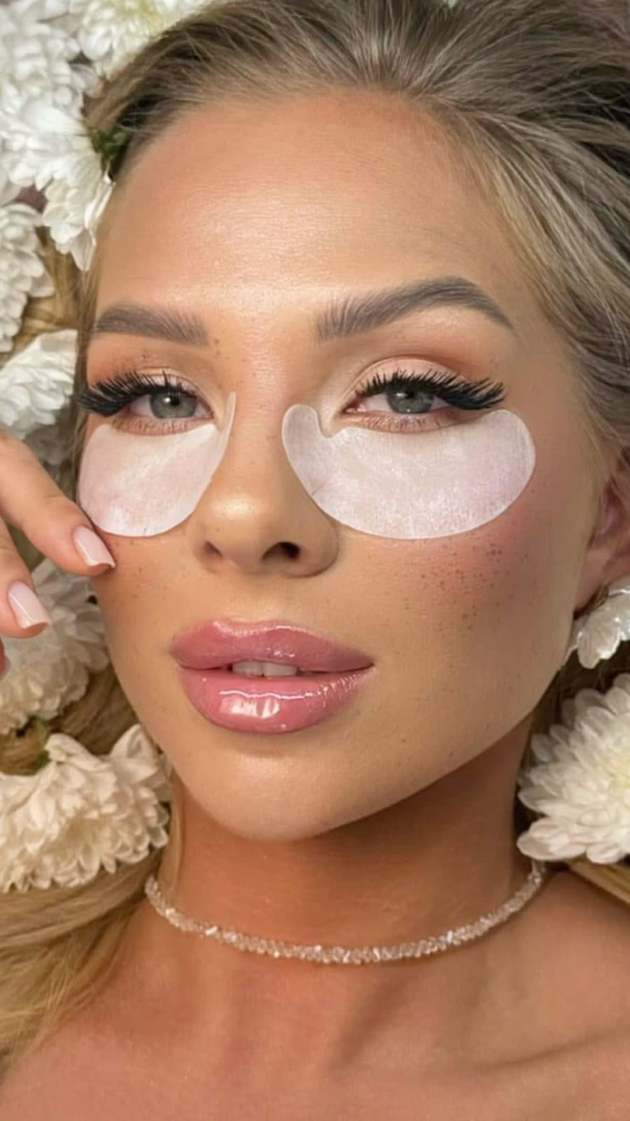 Post 2 by Lashes Paris Valentina on Instagram (video)