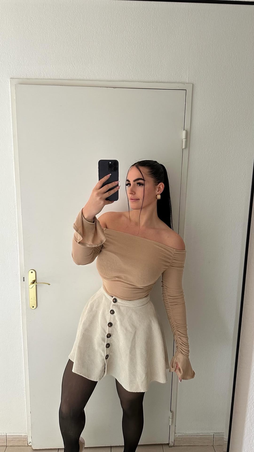 Post 1 by Lisa Sauvi on Instagram (video)