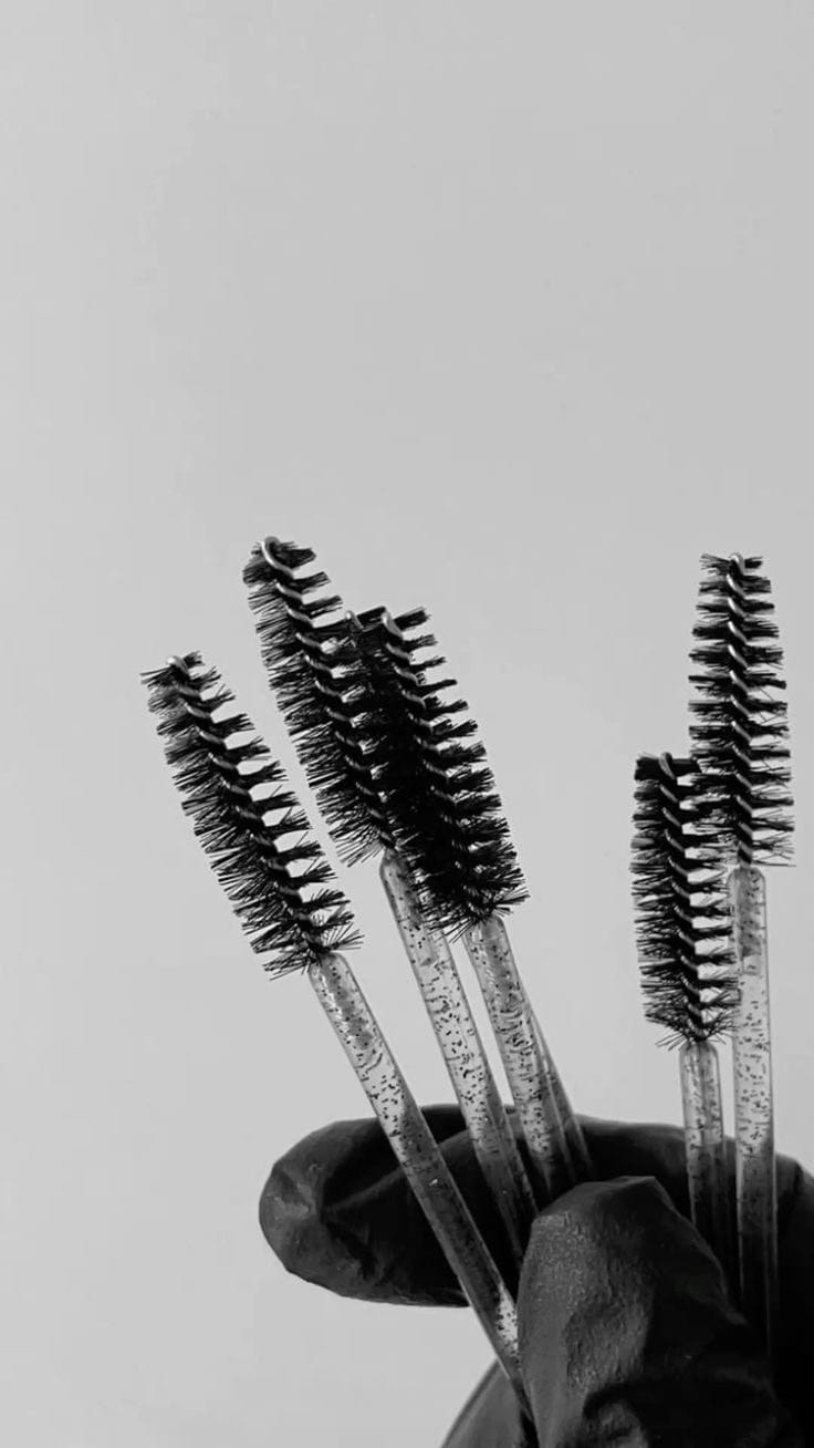 Post 5 by LYLY H | LYLASHES on Instagram (video)