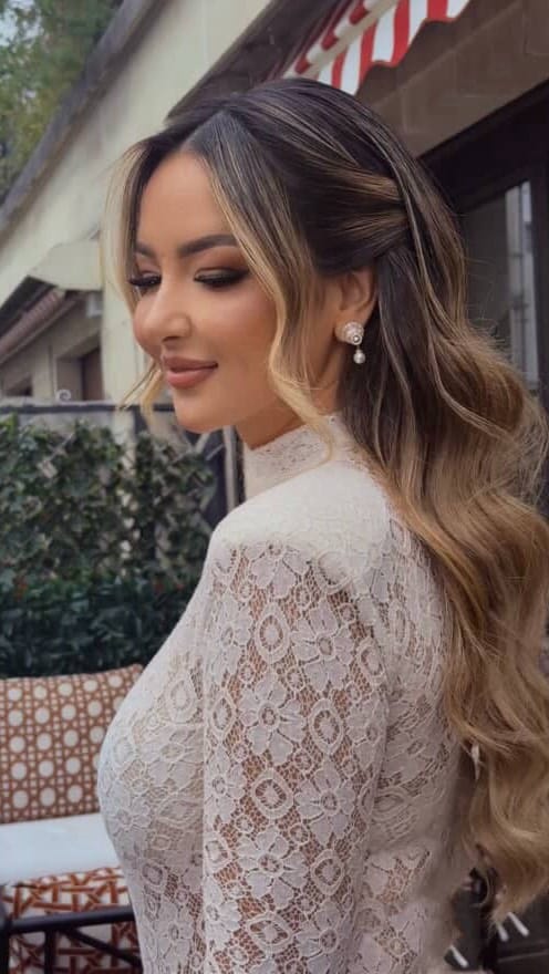 Post 8 by MyriamGlam Paris on Instagram (video)