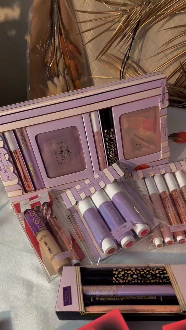 Post 1 by Importés by Hannou on Instagram (video)