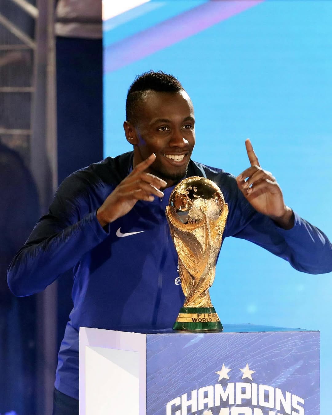 Post 10 by Blaise Matuidi on Instagram (carousel)