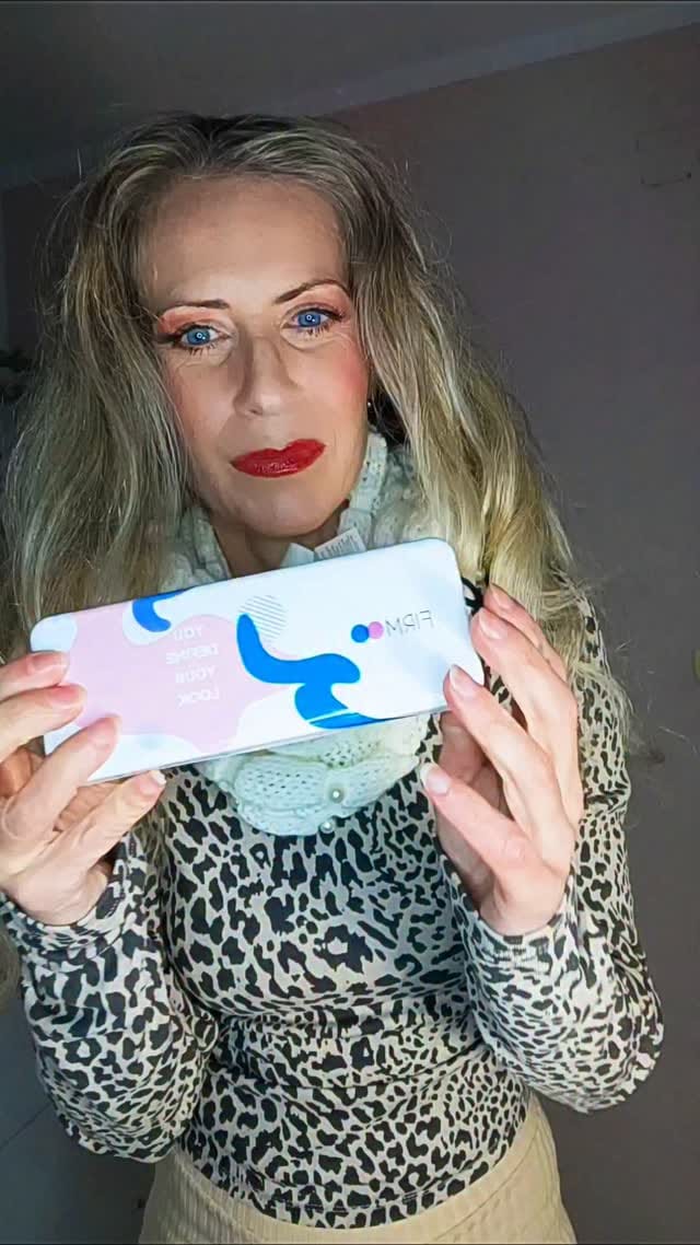 Post 3 by Francescata11_model_and_makeup on Instagram (video)