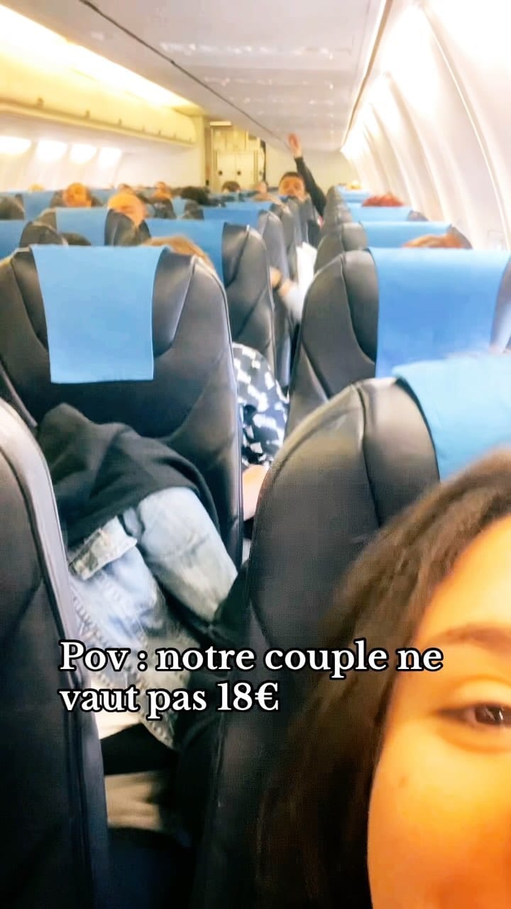 Post 6 by Lahna on Instagram (video)