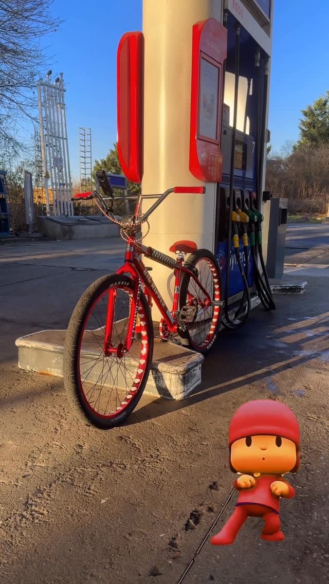 Post 6 by Patrox Bikelife on Instagram (video)