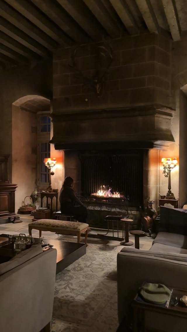 Post 5 by French Art de Vivre on Instagram (video)