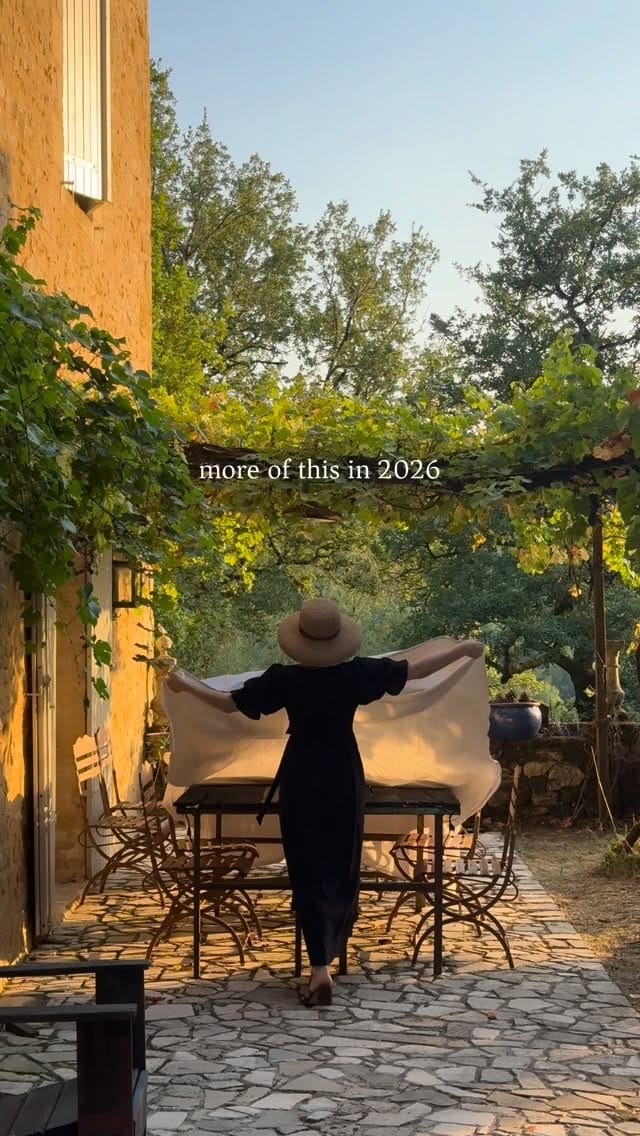 Post 6 by French Art de Vivre on Instagram (video)