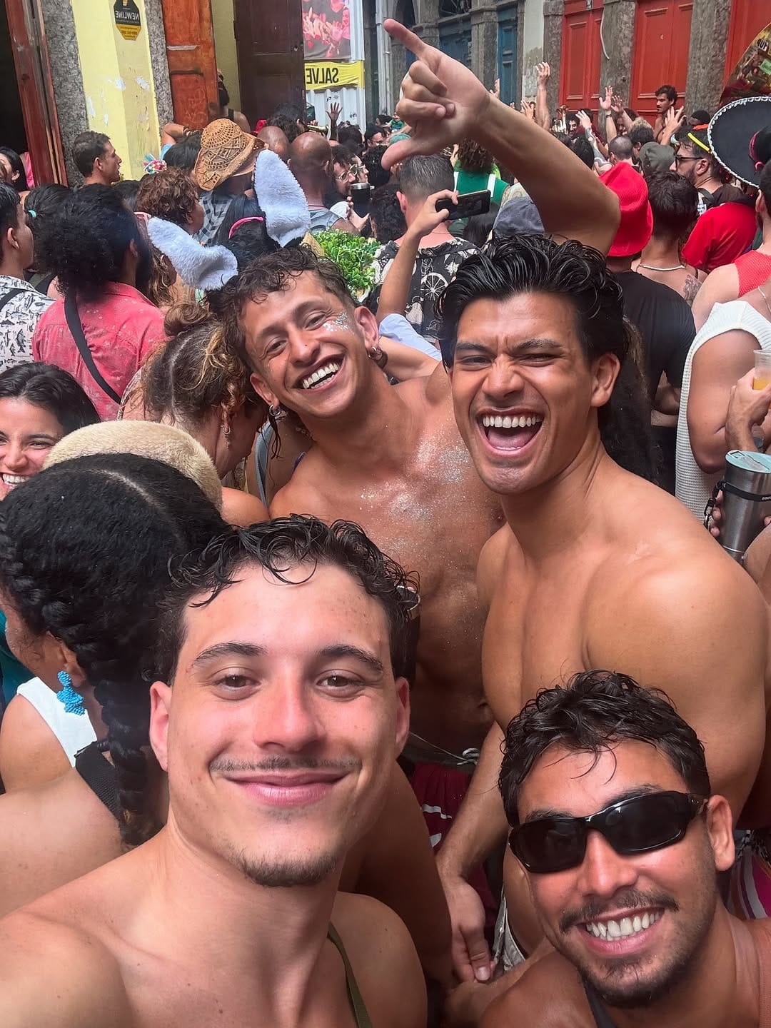 Post 2 by Guilherme Feitosa on Instagram (carousel)