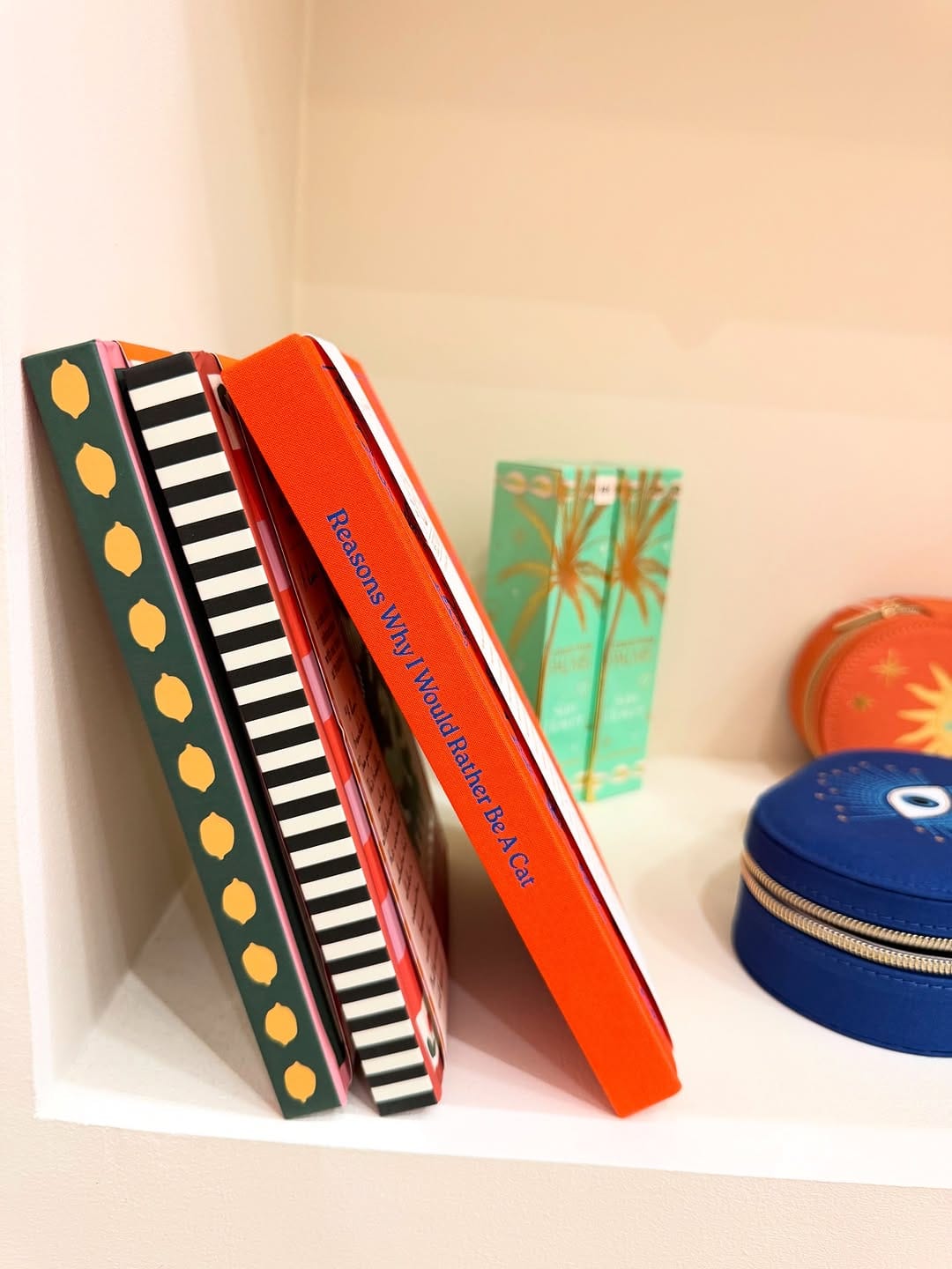 Post 5 by LE VESTIAIRE DE ZOE on Instagram (image)