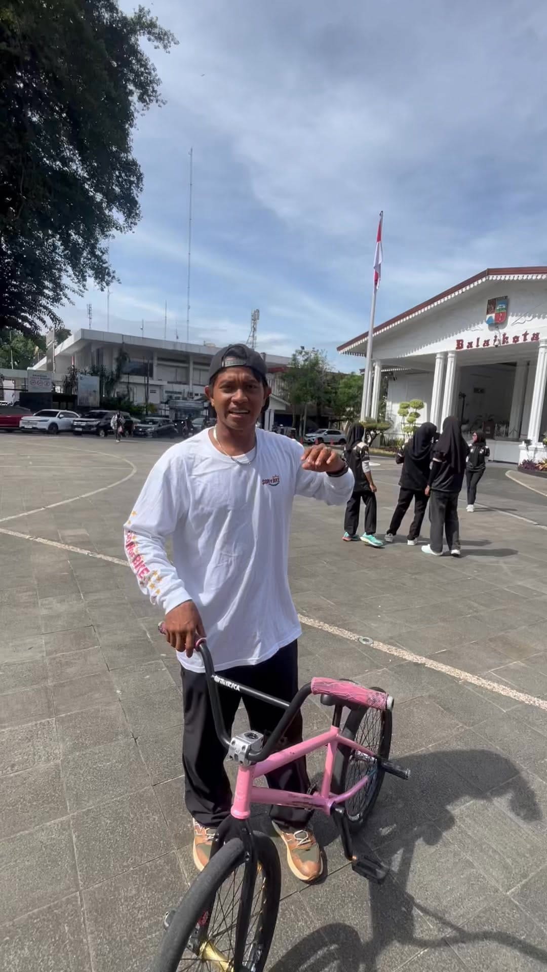 Post 7 by Januar susanto on Instagram (video)