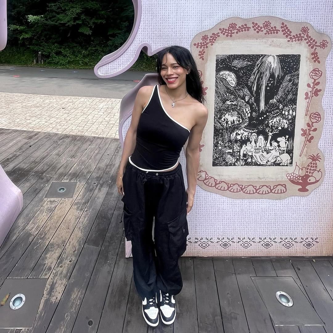 Post 8 by メリ on Instagram (carousel)
