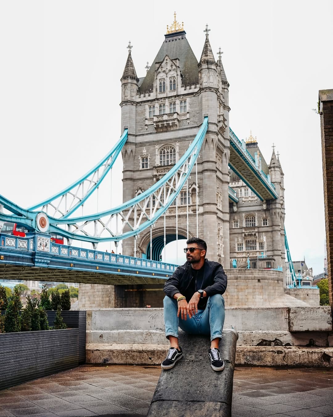 Post 4 by Benjamin CROS on Instagram (image)