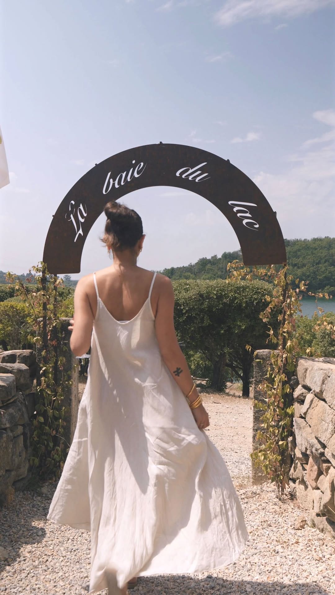 Post 8 by Fabrice on Instagram (video)