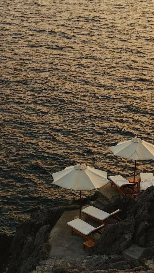 Post 6 by Clarisse Martinez on Instagram (video)