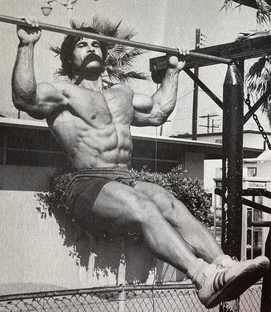 Post 4 by Franco Columbu on Instagram (image)