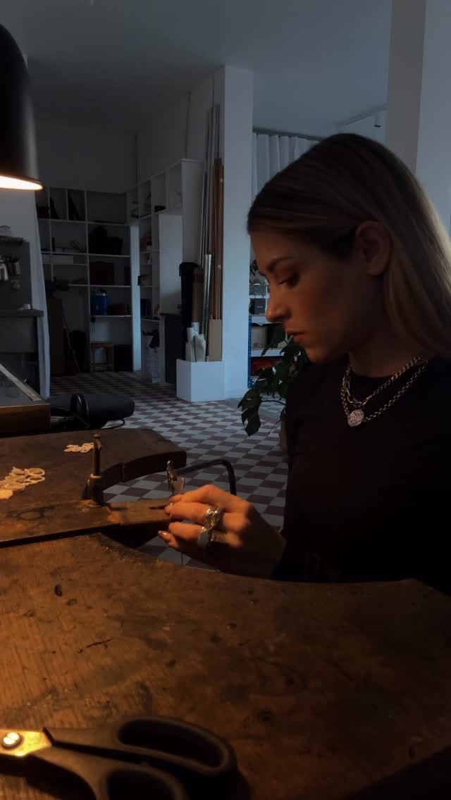 Post 9 by ROC PARIS on Instagram (video)