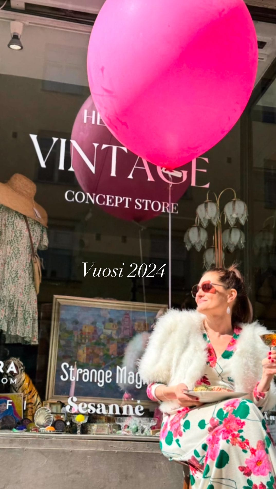 Post 4 by Riviera Vintage Online Shop on Instagram (video)