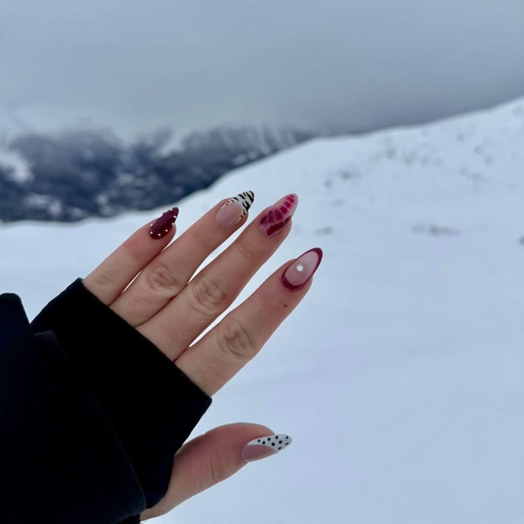 Post 1 by 𝐍𝐁𝐂 - 𝐎𝐍𝐆𝐋𝐄 𝐆𝐑𝐄𝐍𝐎𝐁𝐋𝐄 on Instagram (image)