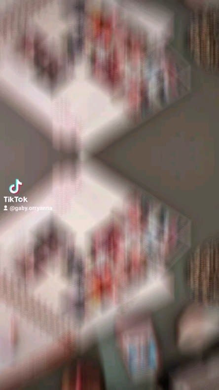Post 9 by Gaby 💞 on Instagram (video)