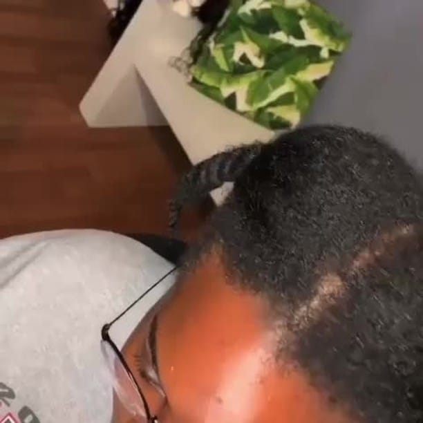 Post 7 by Kraïss on Instagram (video)