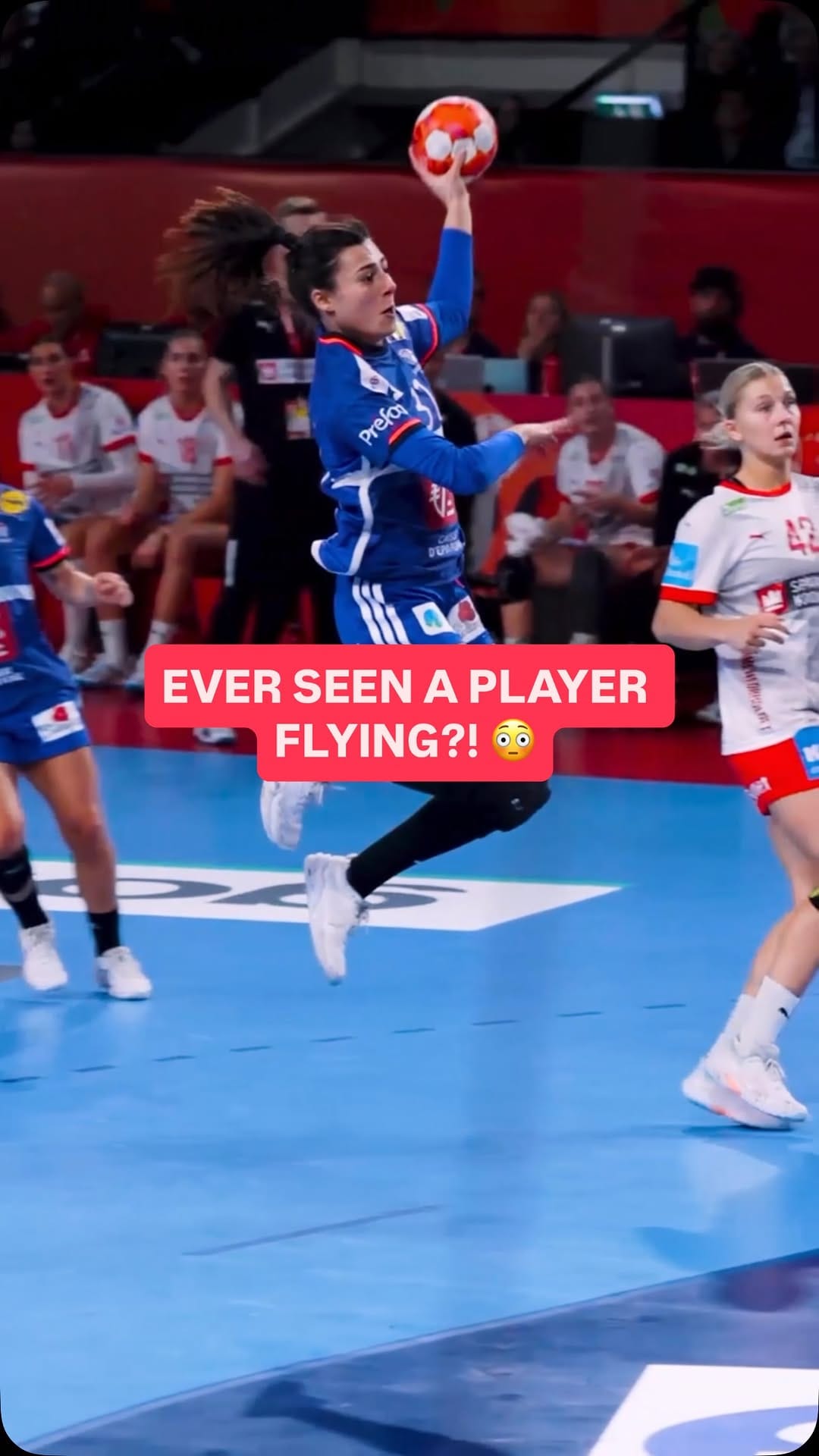Post 10 by Lucie Granier on Instagram (video)