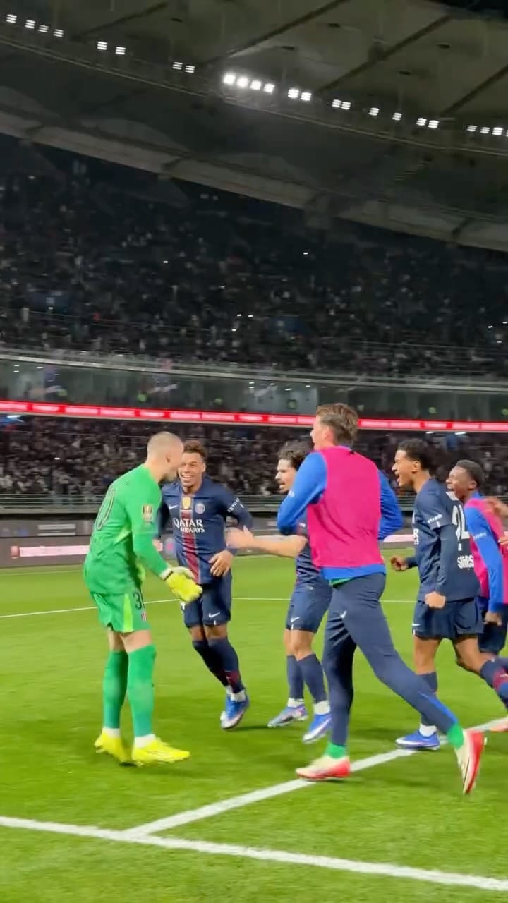Post 4 by Lucas Chevalier on Instagram (video)