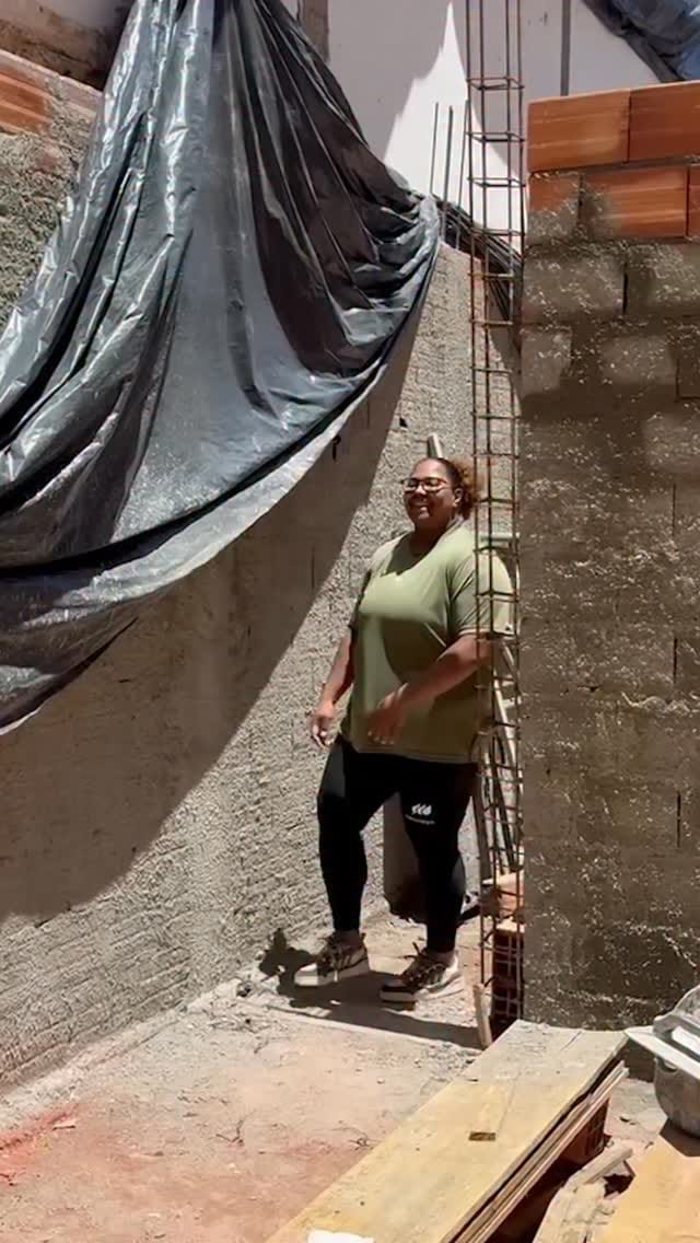 Post 6 by Beatriz Souza on Instagram (video)