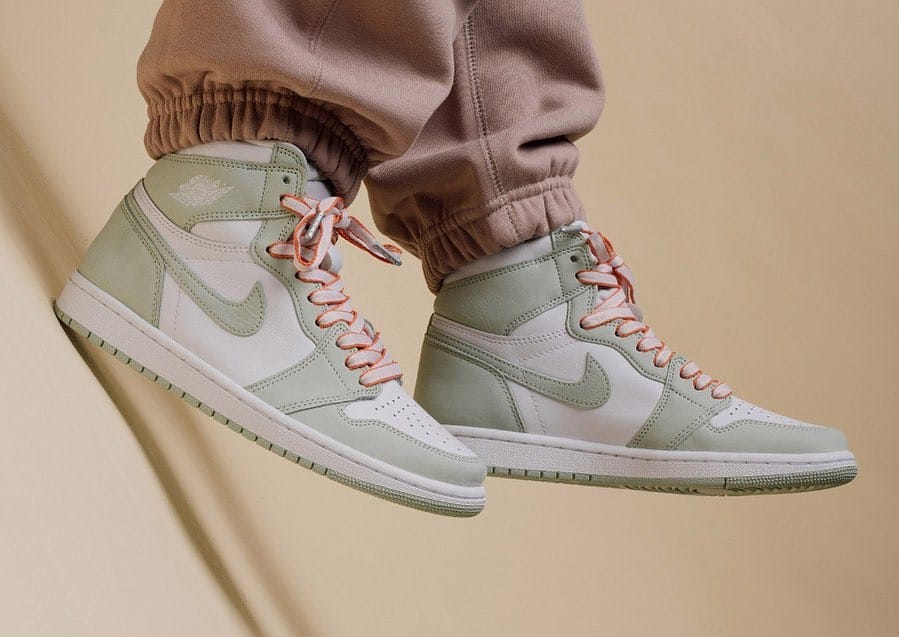 Post 7 by Deadstock43 on Instagram (image)