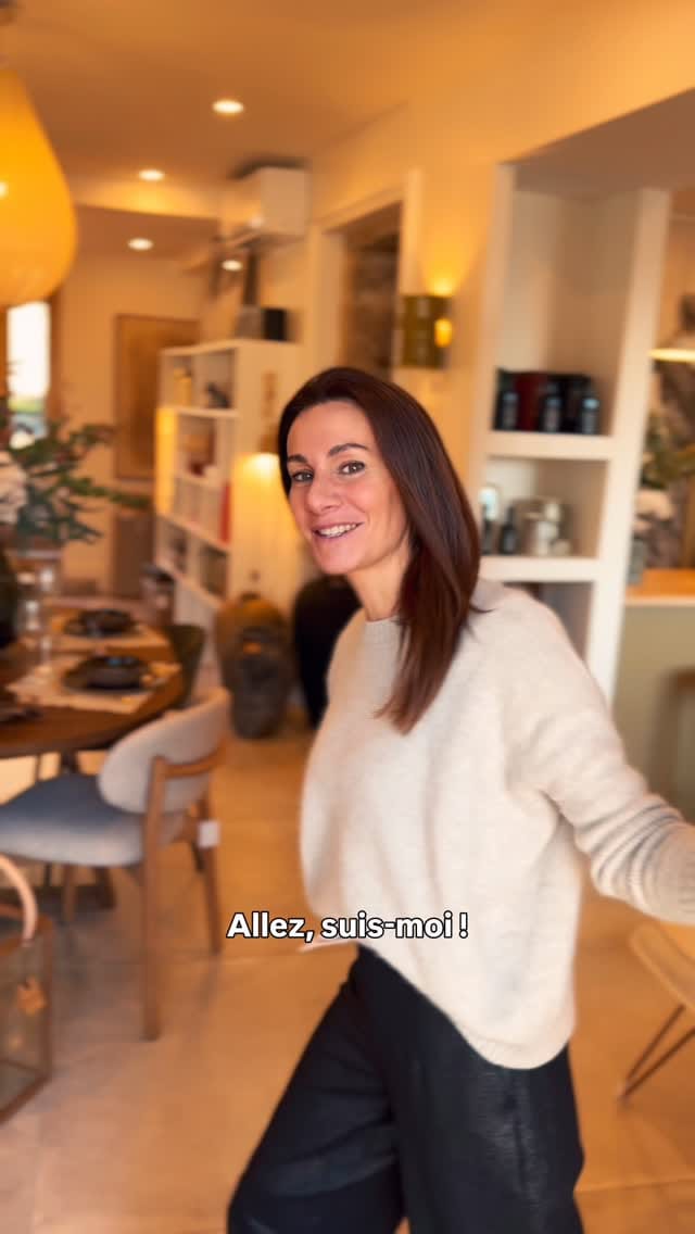 Post 2 by Côté H on Instagram (video)