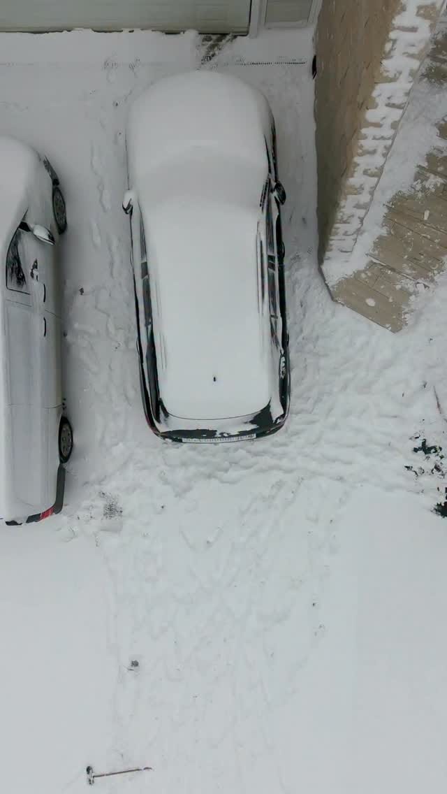 Post 2 by Alex Ostyn 🇫🇷 on Instagram (video)