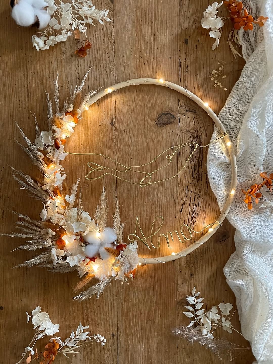 Post 3 by Elodie, creatrice d'objets personnalisés 🌼 on Instagram (carousel)