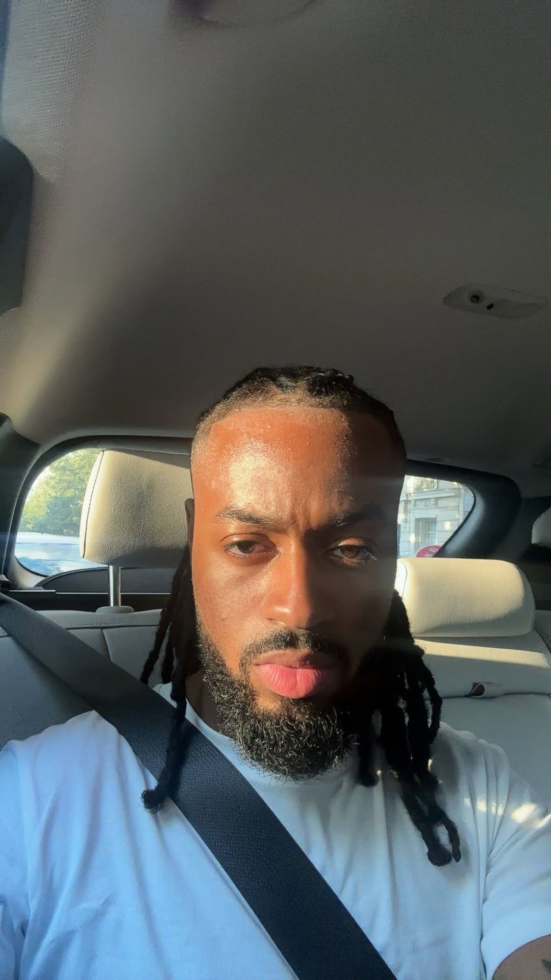Post 2 by Noham Hbt on Instagram (video)