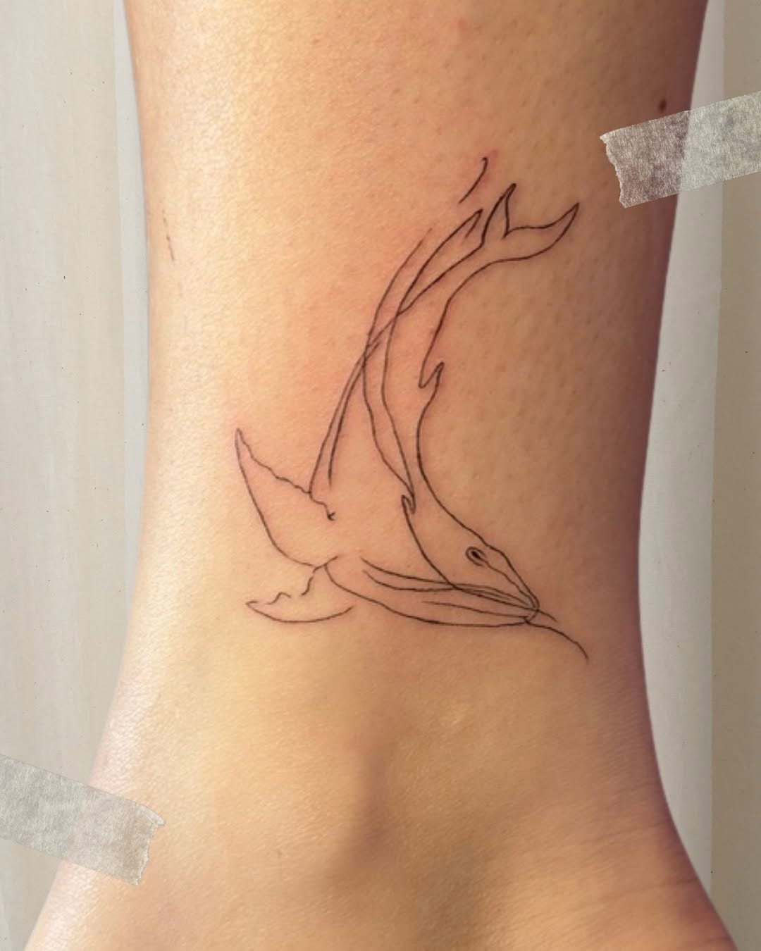 Post 4 by Gabi 🌝 Fineline Tattoo / Montpellier 34 📍 Miracle tattoo on Instagram (carousel)