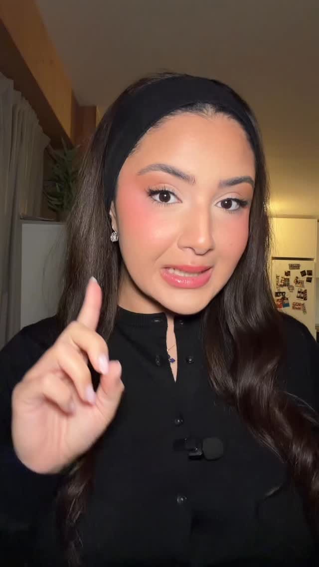 Post 4 by Myriam on Instagram (video)