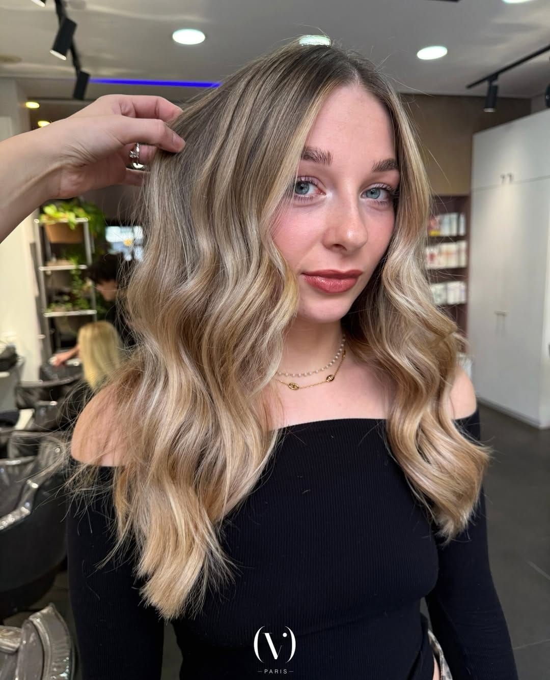 Post 8 by Valessio Coiffeur on Instagram (carousel)