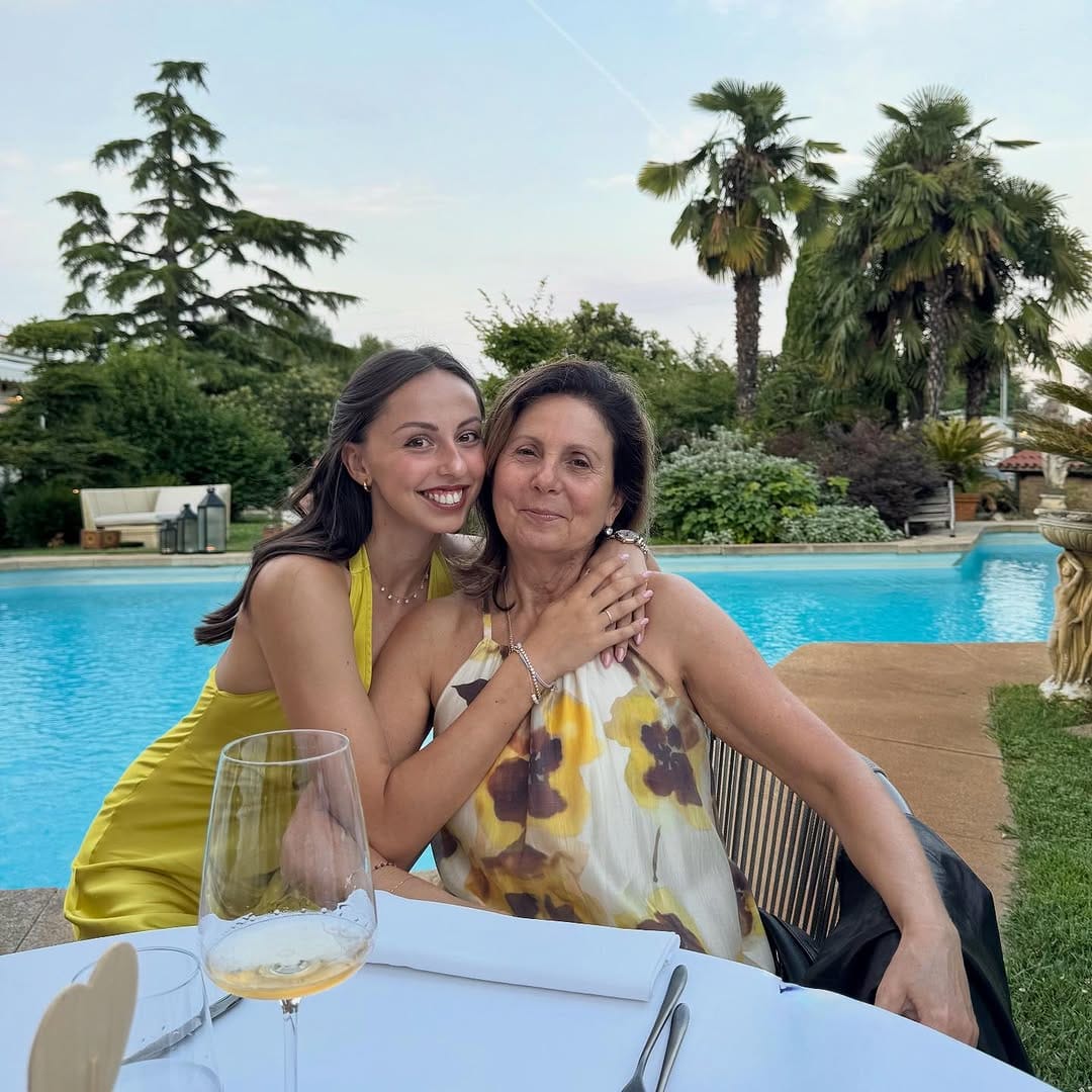 Post 5 by 𝐃𝐚𝐧𝐢𝐞𝐥𝐚 𝐌𝐨𝐠𝐮𝐫𝐞𝐚𝐧🌺 on Instagram (image)