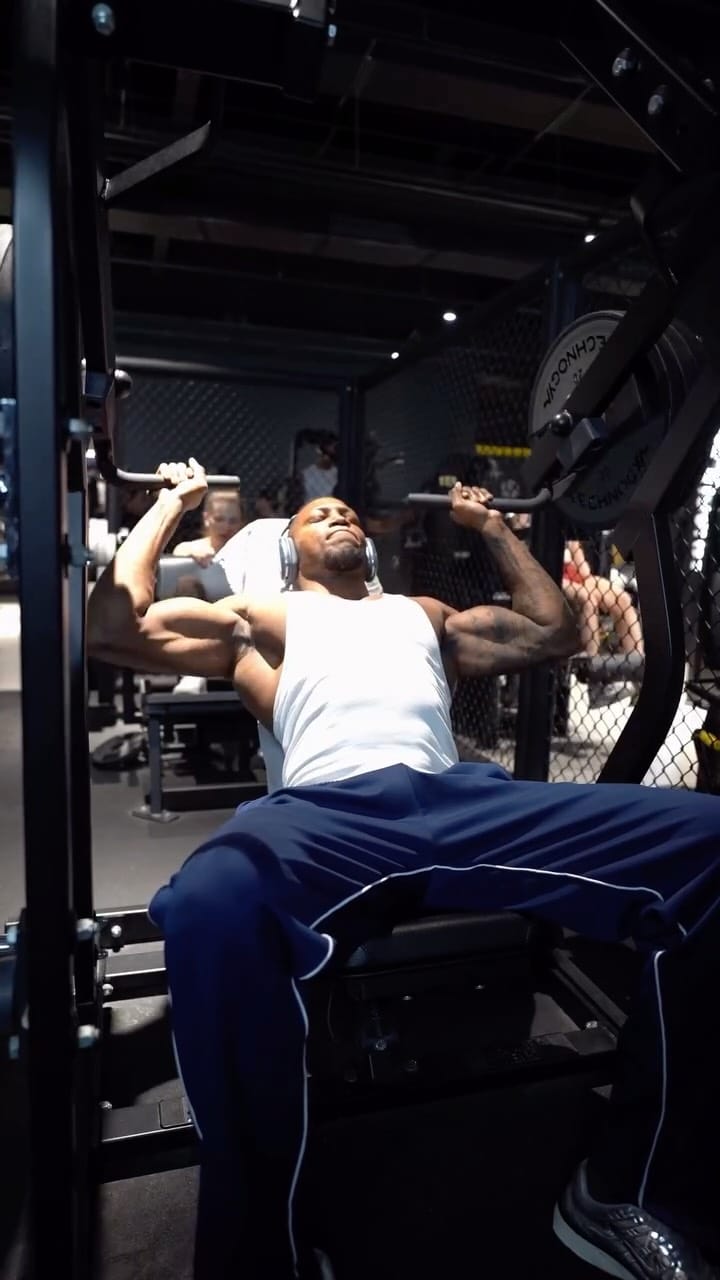 Post 6 by Yannis You on Instagram (video)