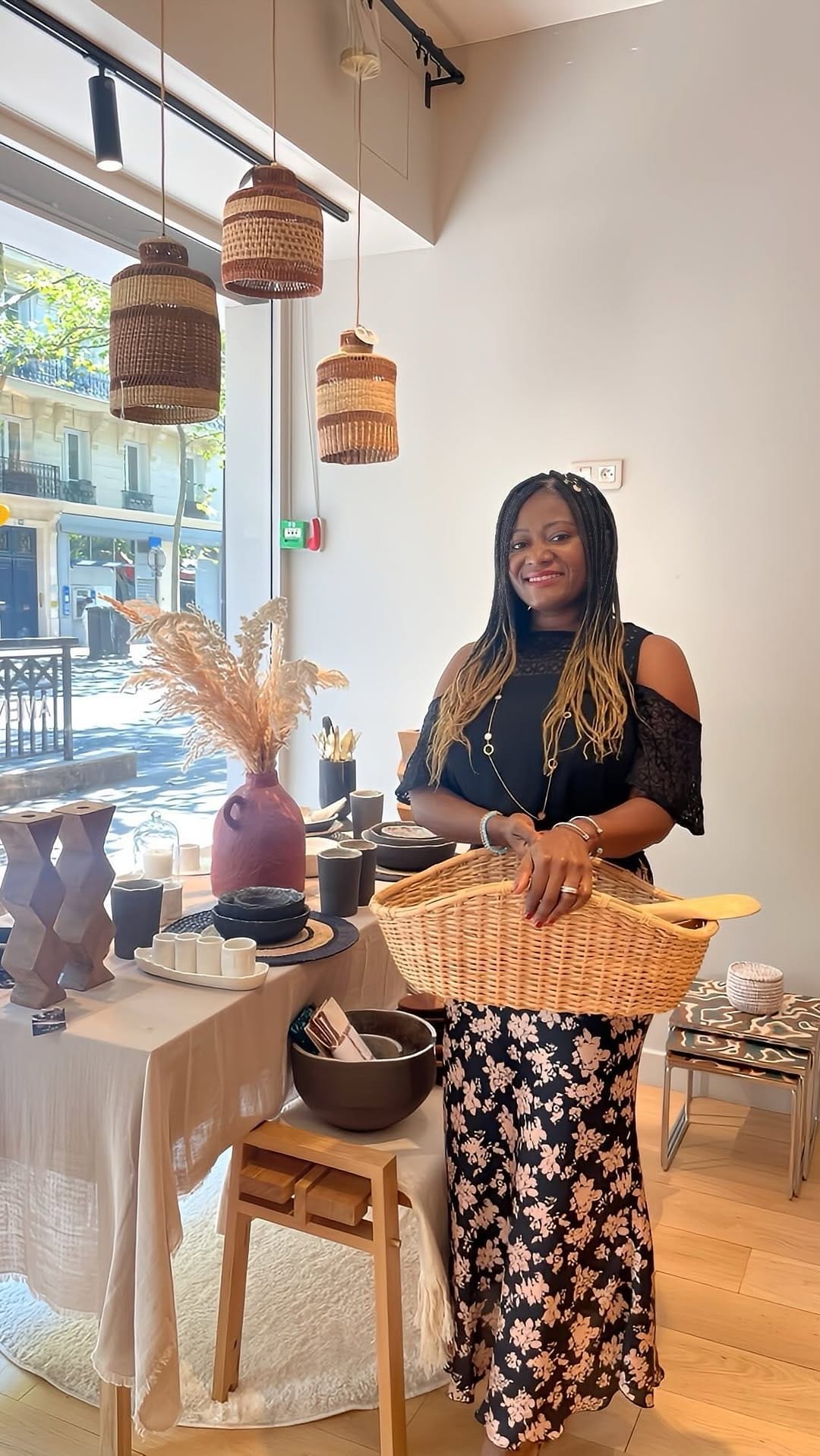 Post 10 by AFROKIDEKOR - Décoration africaine moderne on Instagram (video)