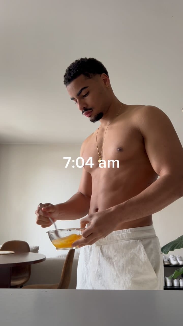 Post 6 by LILIAN BCR on Instagram (video)