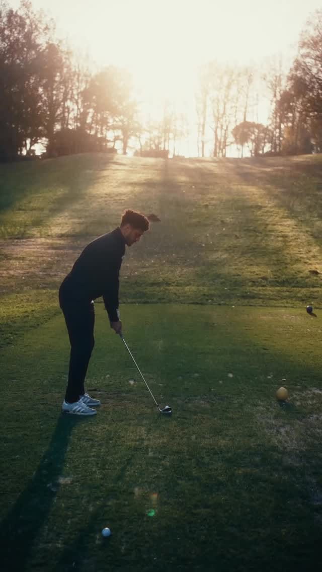 Post 8 by Romain Ntamack on Instagram (video)