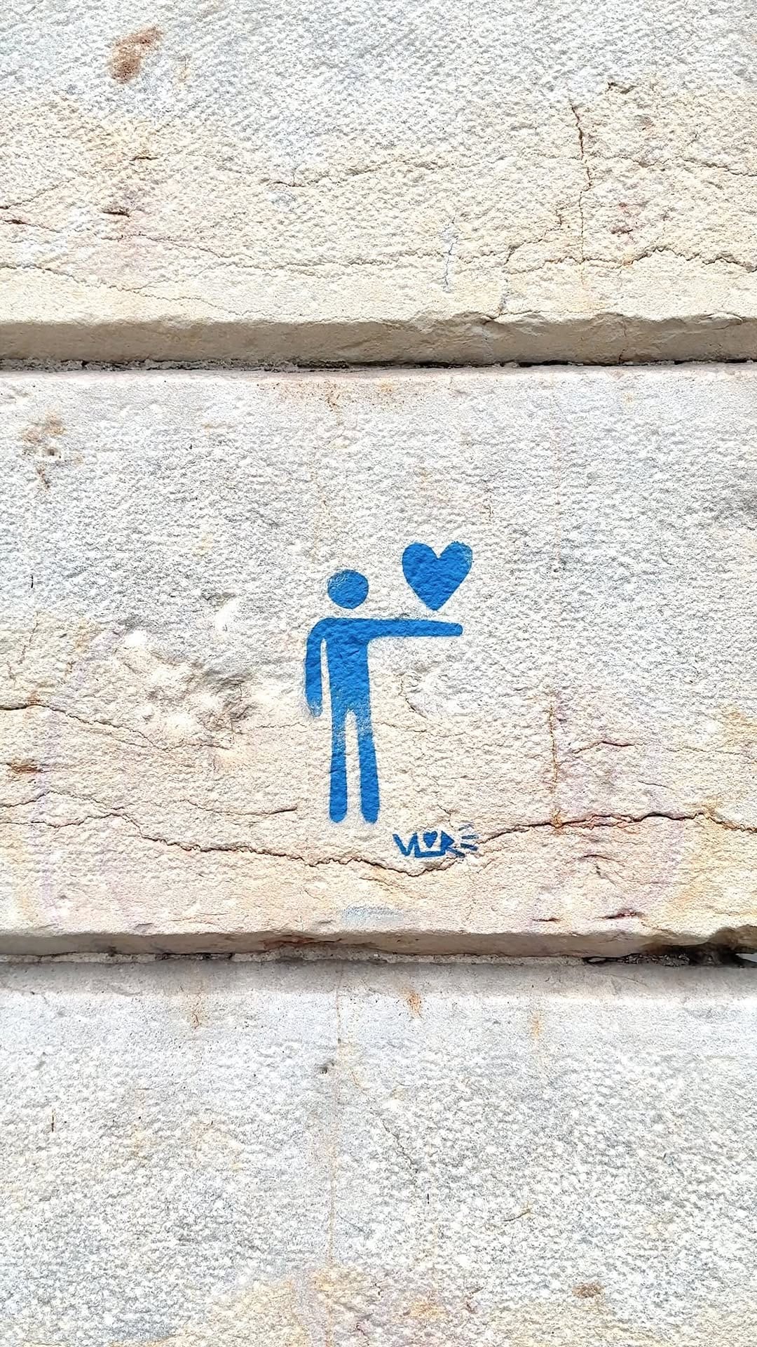 Post 1 by 𝗷𝘂𝗹𝗶𝗲𝘁𝘁𝗲 on Instagram (video)