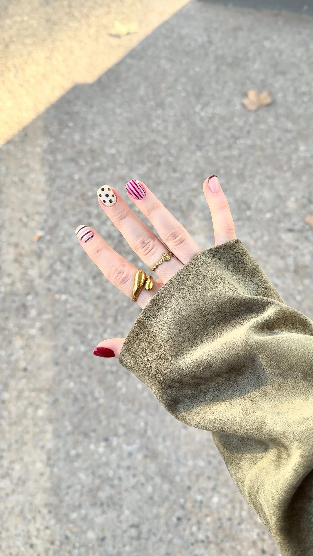 Post 3 by 𝗷𝘂𝗹𝗶𝗲𝘁𝘁𝗲 on Instagram (video)