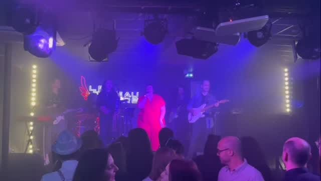 Post 2 by Youna Dufournet on Instagram (video)