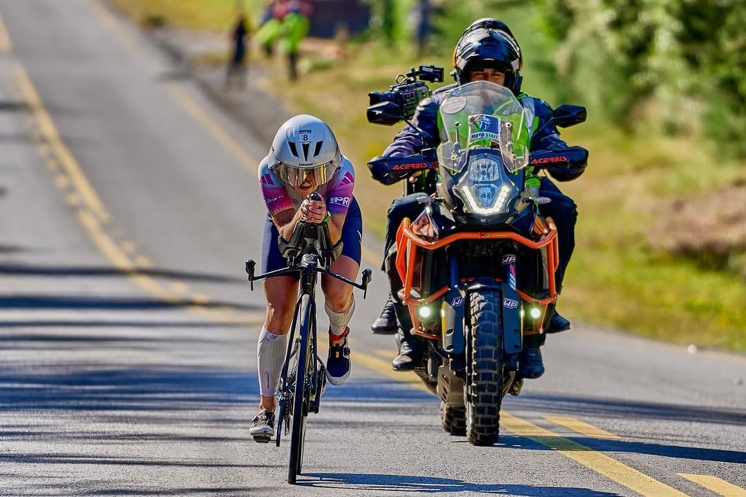 Post 6 by Léa RICCOBONI 🦁PRO Triathlete on Instagram (carousel)