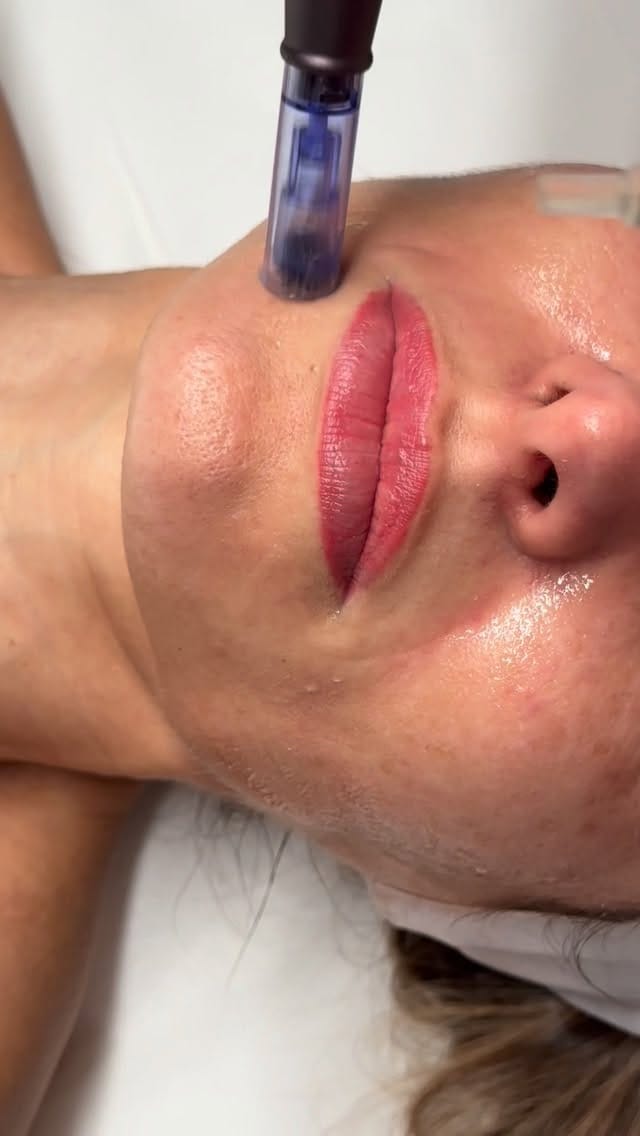 Post 3 by Marta Rituals on Instagram (video)