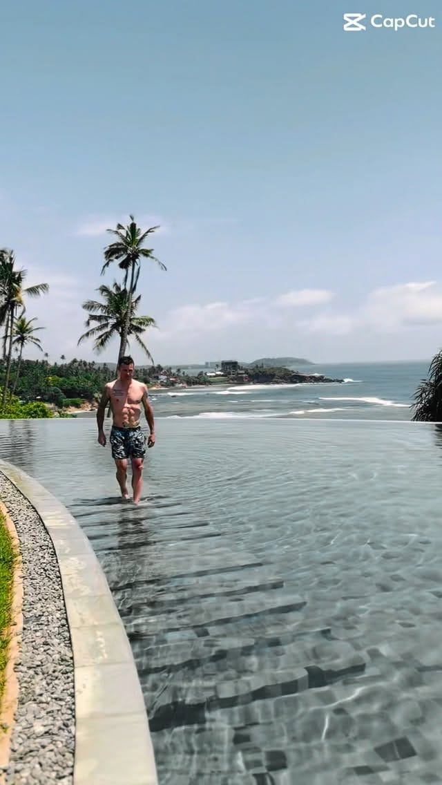 Post 1 by Nicolas Roche on Instagram (video)