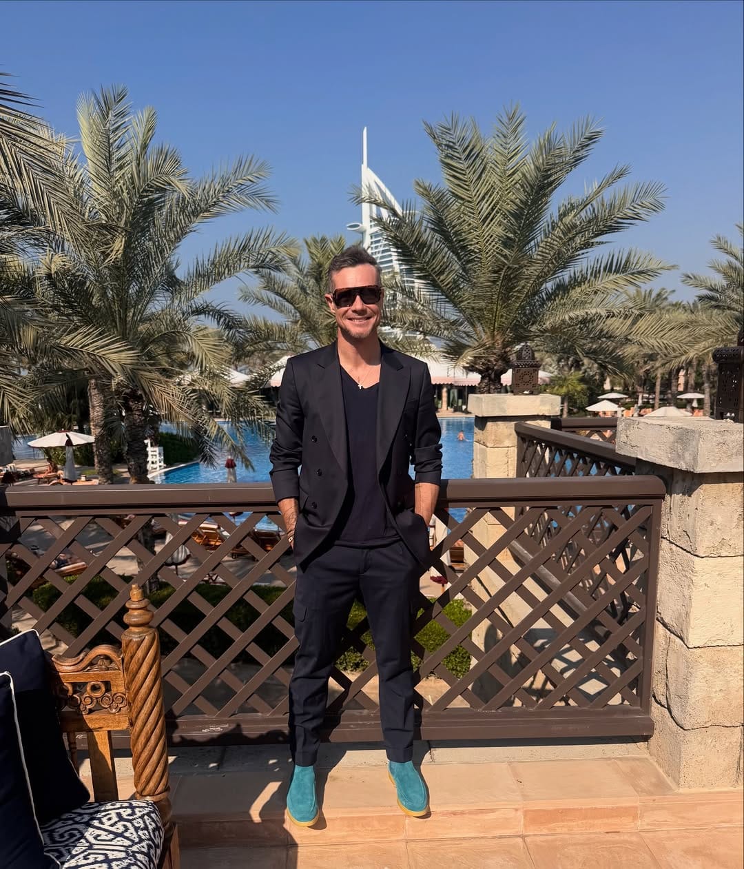 Post 3 by Nicolas Roche on Instagram (carousel)