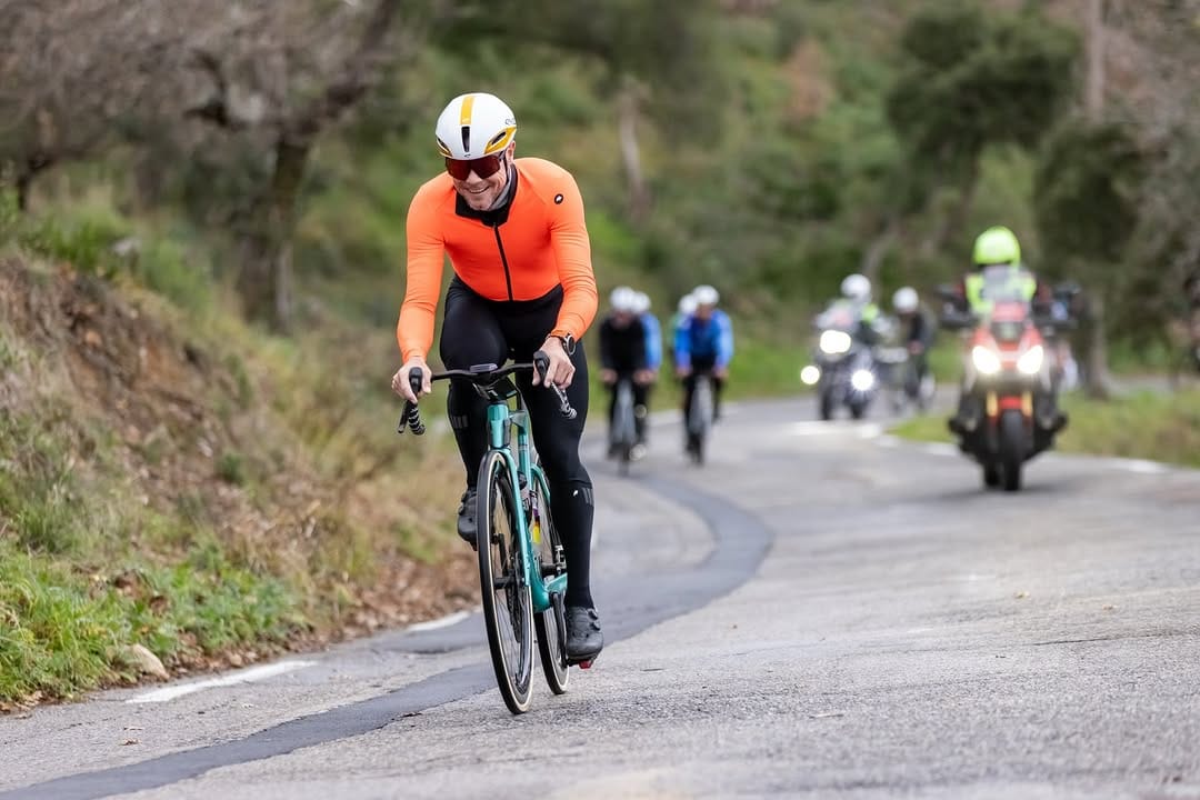 Post 2 by Nicolas Roche on Instagram (carousel)