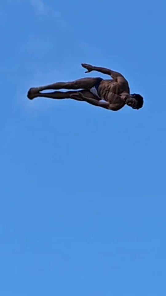 Post 4 by Robin Georges on Instagram (video)